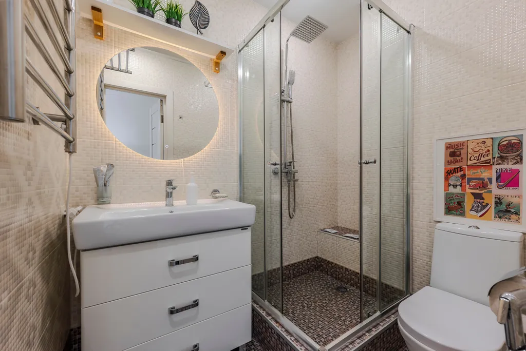 Студия с балконом и подогреваемым бассейном на территории ЖК в центре