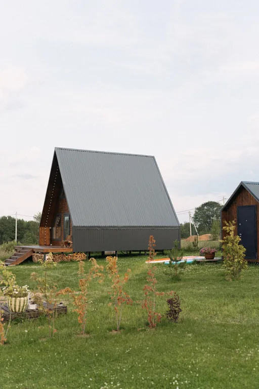 Видовой а-фрейм на берегу реки Нерль