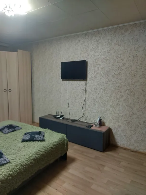 Квартира находится рядом с ж/д вокзалом