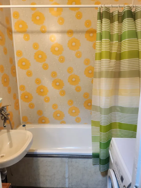 Уютная квартира в центре поселка