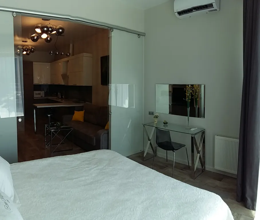 Первая линия