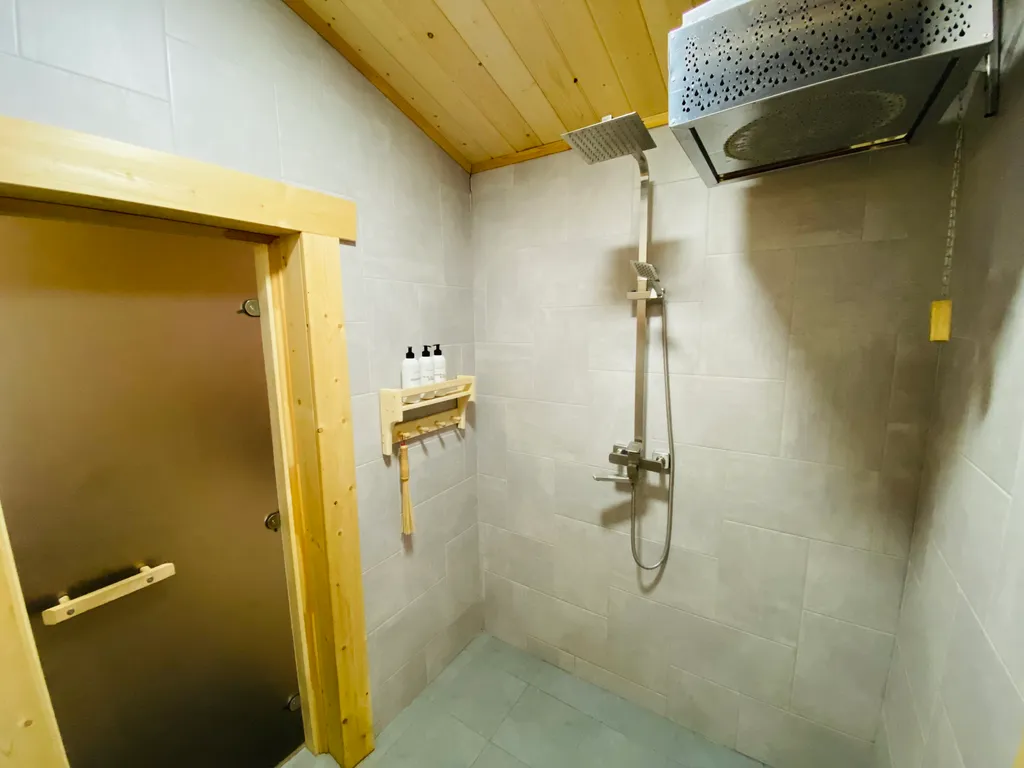 Уютный домик и баня