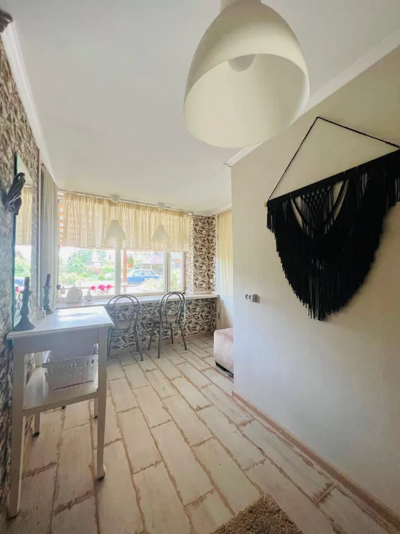 Уютная студия с выходом в сад