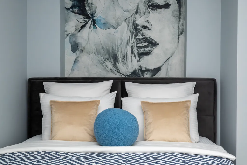 Стильная видовая квартира на Верхней Набережной