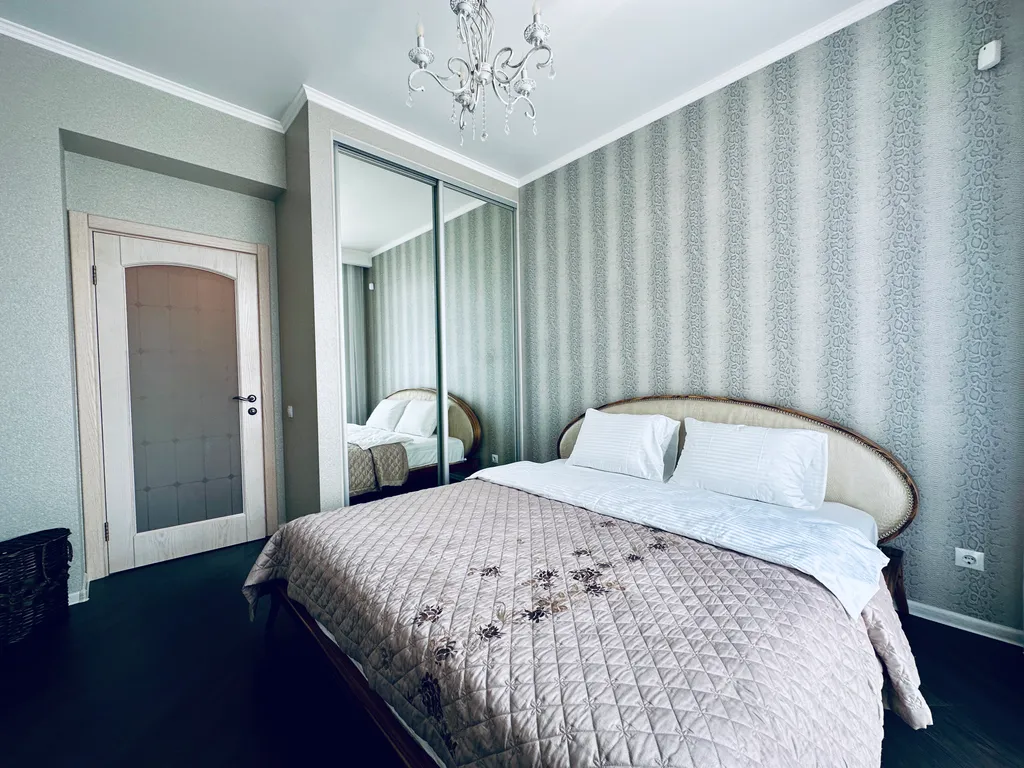 Квартира 2-комнатные апартаменты УНИК АПАРТ на Весенней рядом с набережной — аренда посуточно в Кемерово