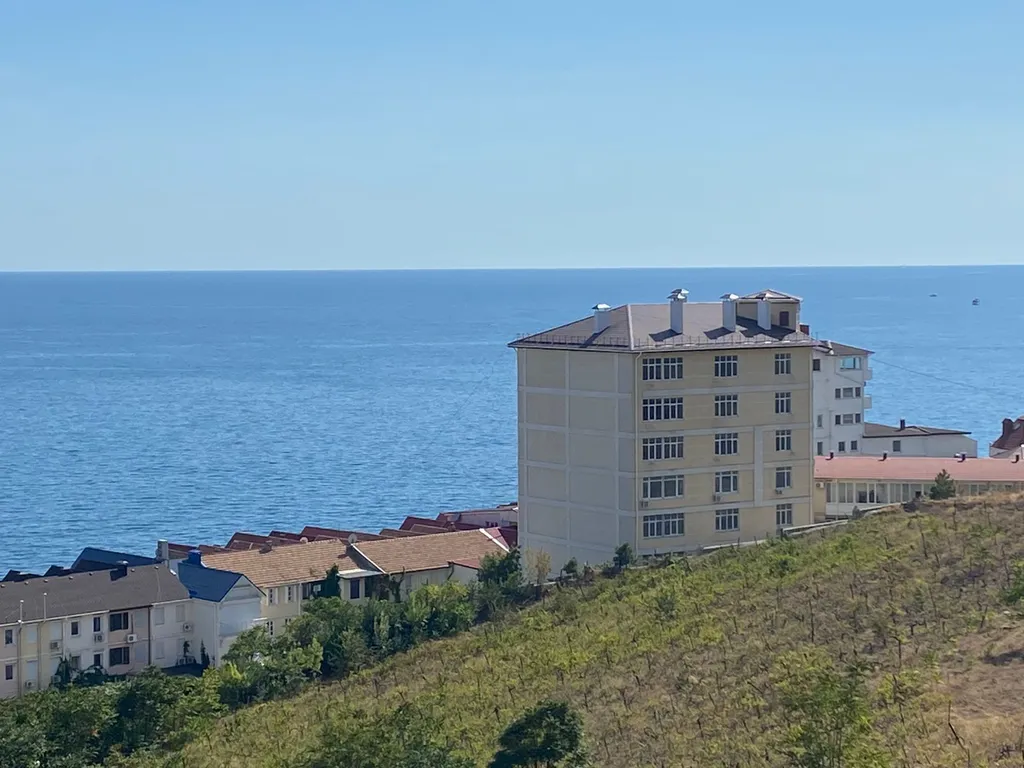 Просторная студия рядом с морем