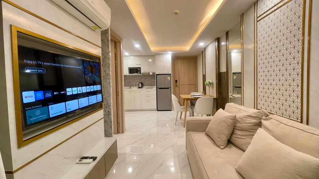 Teak GSR - Dusit Grand Park 2