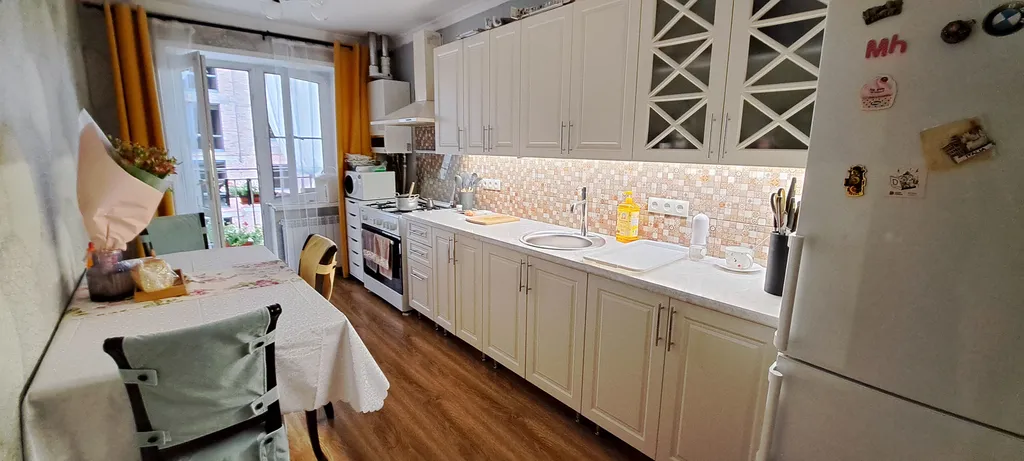 Уютная трёхкомнатная квартира в центре города — аренда посуточно в Владикавказ