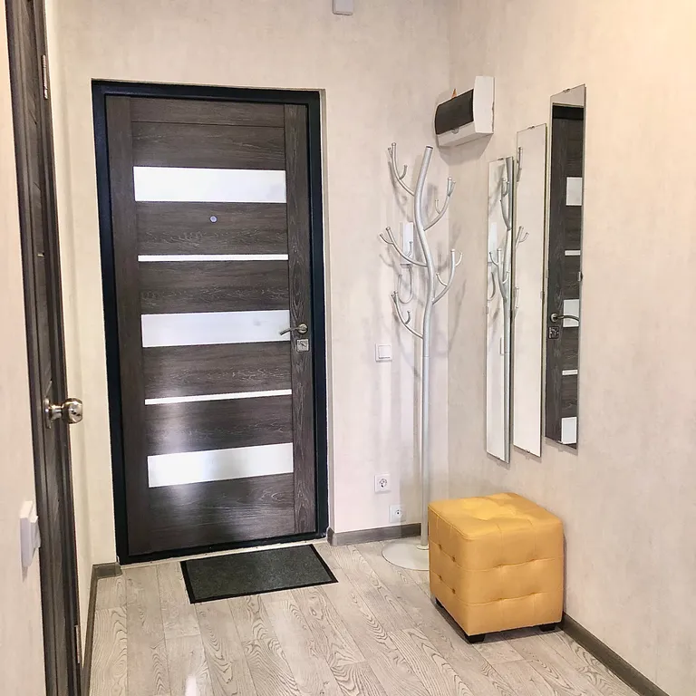 Студия с видом на лес и Волгу в современном ЖК