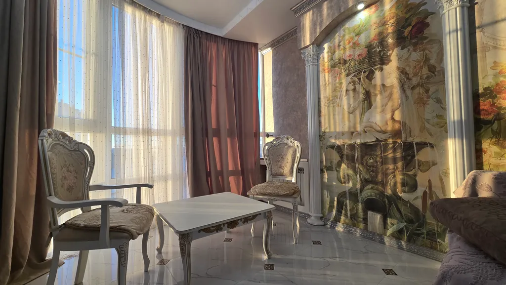 Роскошная двухуровневая квартира на верхнем этаже с видом на закаты — аренда посуточно в Пятигорск