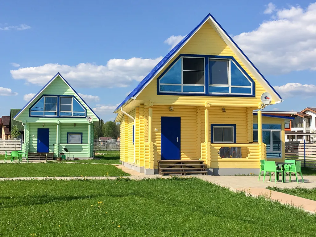 Коттедж 4-комнатный Дом — Луга