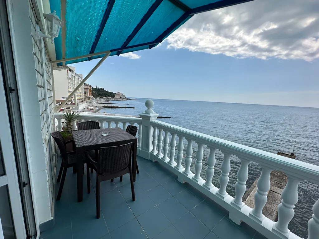 Коттедж Таунхаус над морем — аренда посуточно в Отрадное