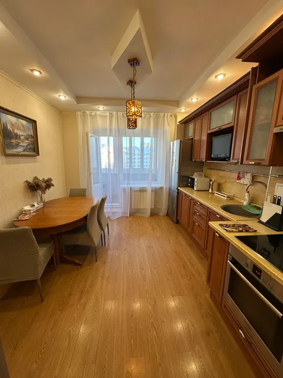 Уютная квартира, в замечательном районе — аренда посуточно в Сургут