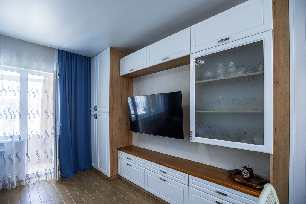 Большая евродвушка на берегу открытого моря