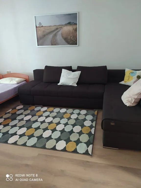 Новая частная квартира с выходом во дворик