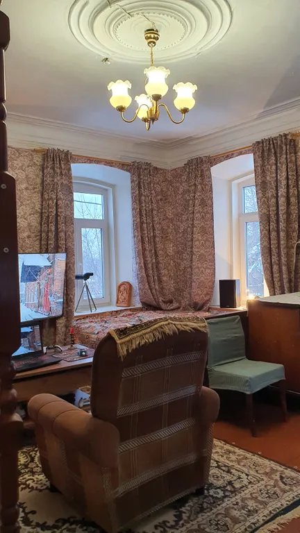 Иконников - уникальные апартаменты в купеческом особняке с печью и баней