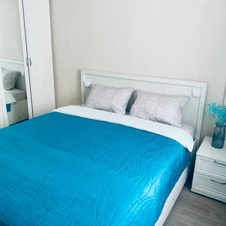 Двухкомнатная возле набережной