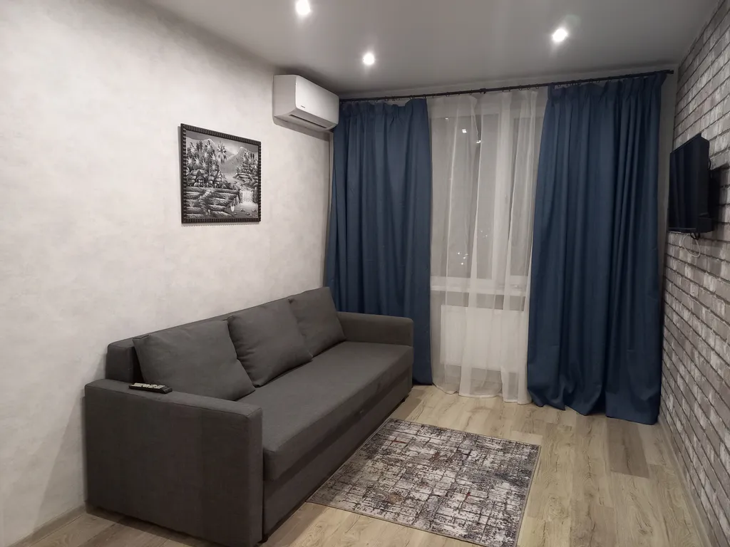 Квартира у Теннисной академии и Ледового — аренда посуточно в Рязань