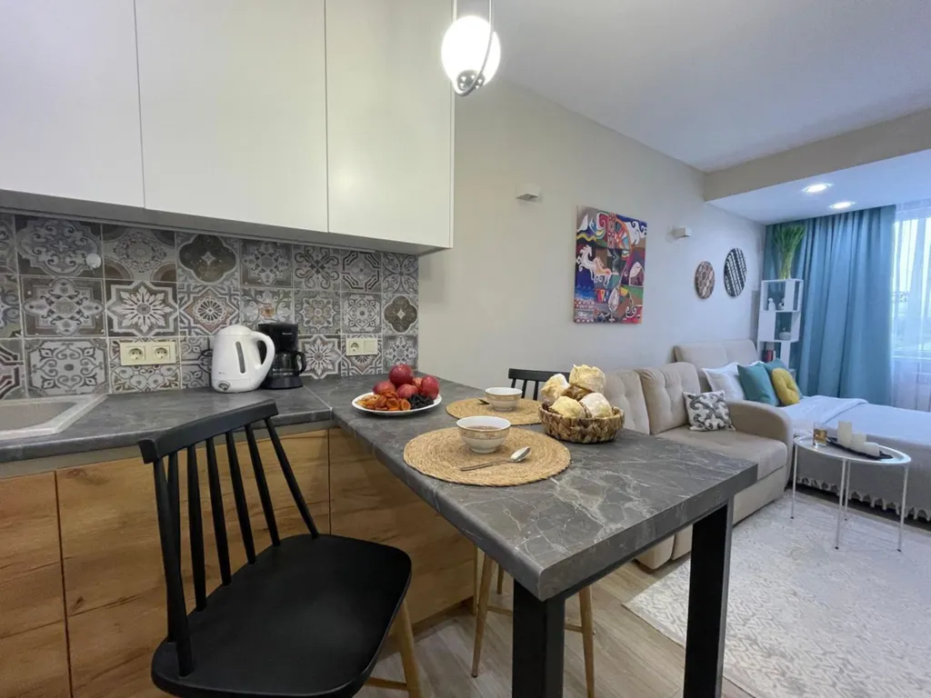 Этно студия Жетысу с прекрасным видом на горы