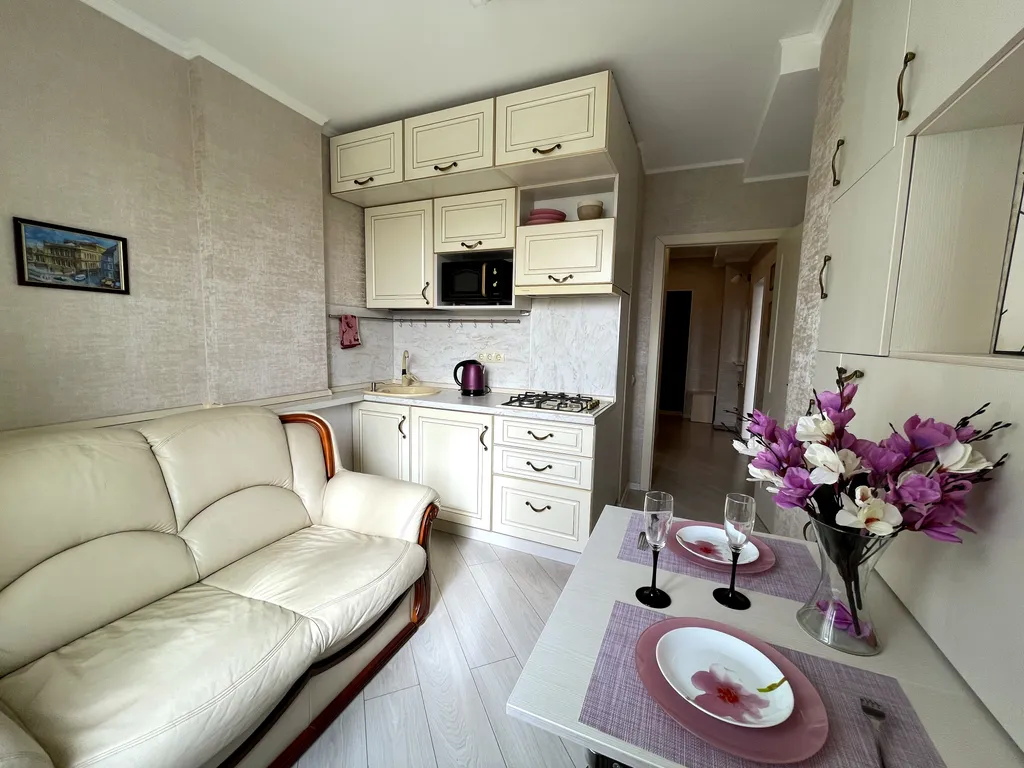 Кондиционер, балкон, парковка, рынок, рядом электричка на море