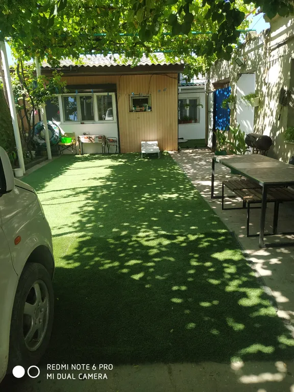 Коттедж Уютный дворик — аренда посуточно в Евпатория