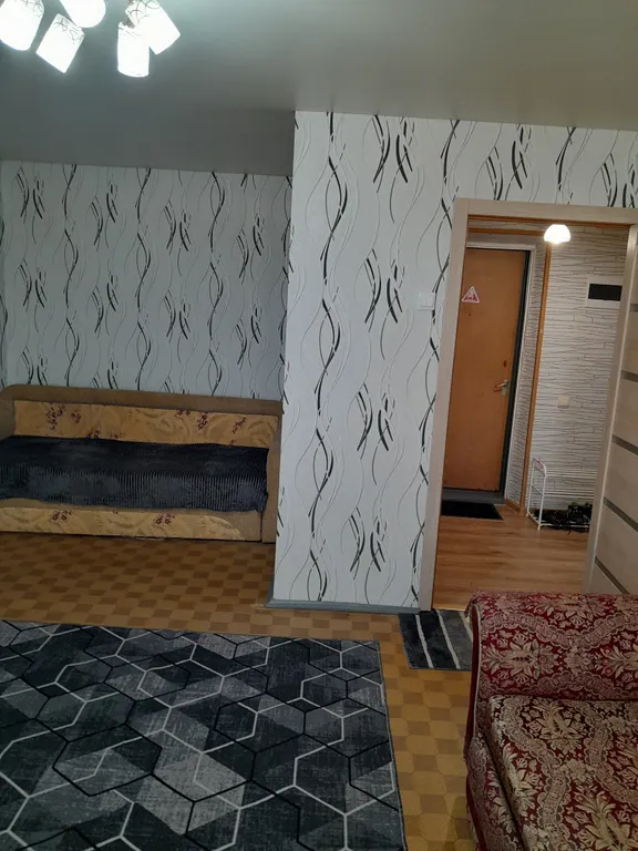 Квартира Квартира с парковкой и Wi-Fi посуточно — Ейск