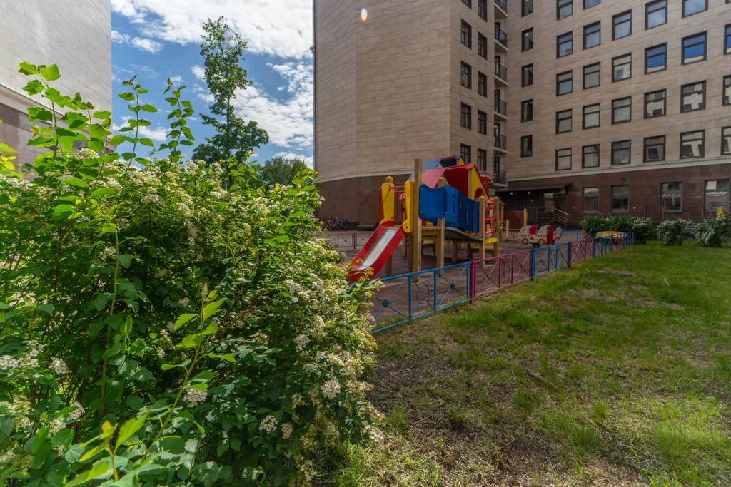 Однушка в Елагине, последний этаж