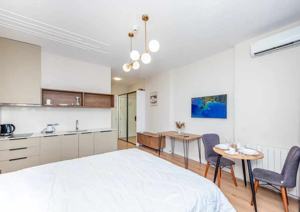 Номер студия в Апарт-Отеле Степс с видом на море