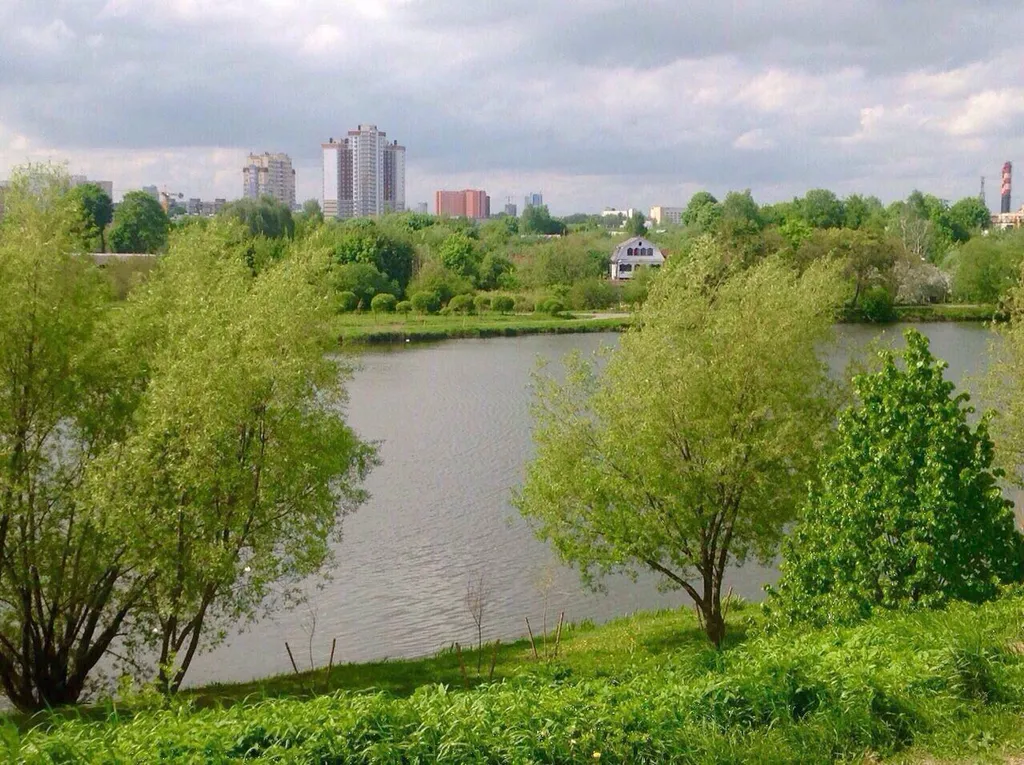 Vip-апарт в центре с панорамным видом на Свислочь с балкона