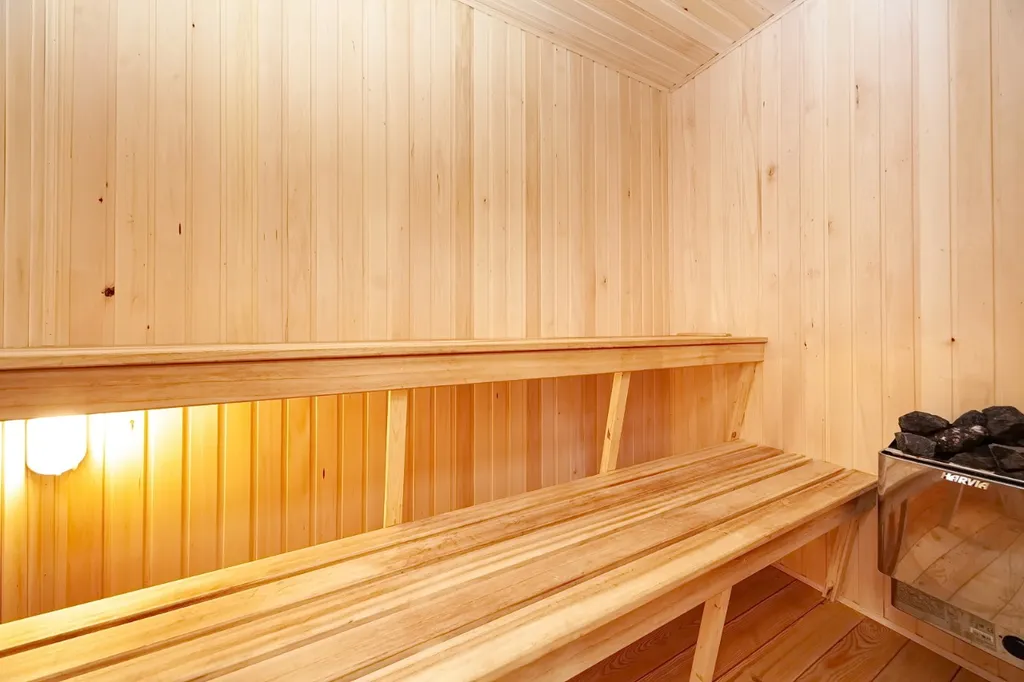 Деревянный Дом с бассейном и сауной в Москве