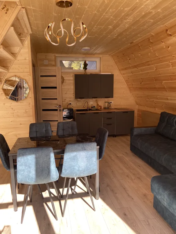 А-фрейм 2 с видом на горы и лес