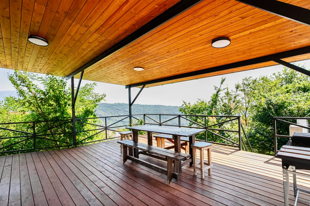 Шикарная Вилла с видом на море и горы