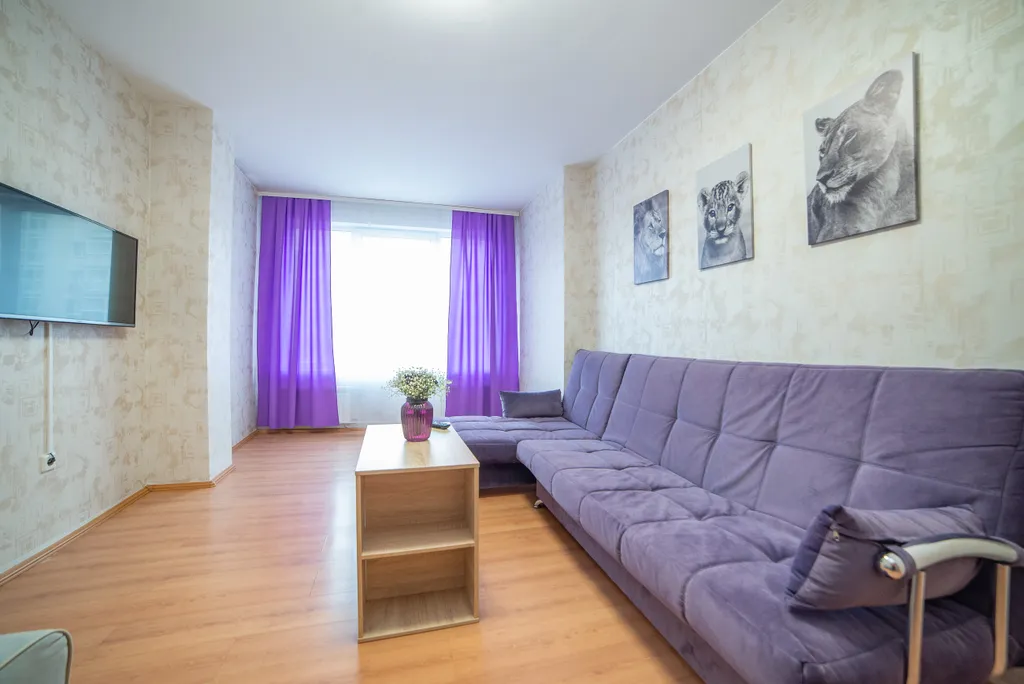 Три шоколада