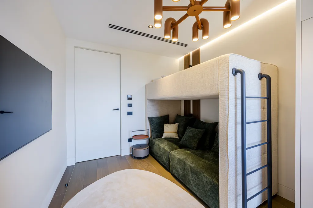 Евро трешка в 5-звездночном комплексе