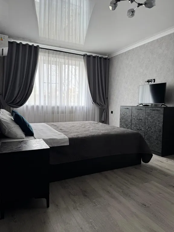 Современная красивая квартира в центре города