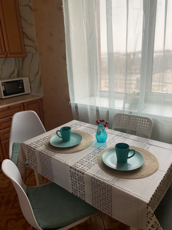 Дом с видом на Ледовый дворец