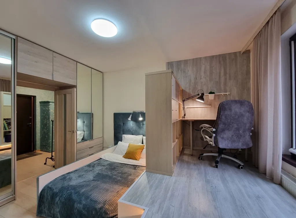 Двухкомнатная квартира с подиумами