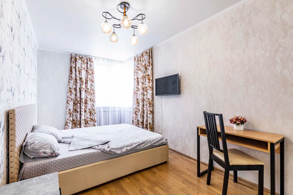 Квартира Евродвушка с балконом для командированных и семейного отдыха — аренда посуточно в Верхняя Пышма