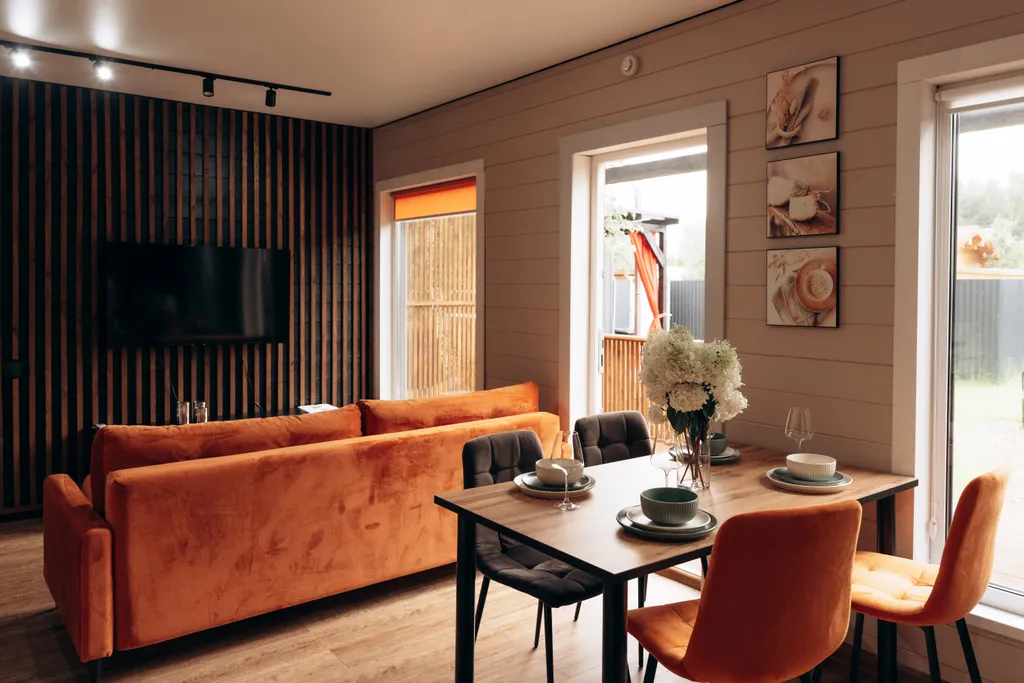 Абсолютно новый дом с баней, включена в стоимость, и горячей купелью