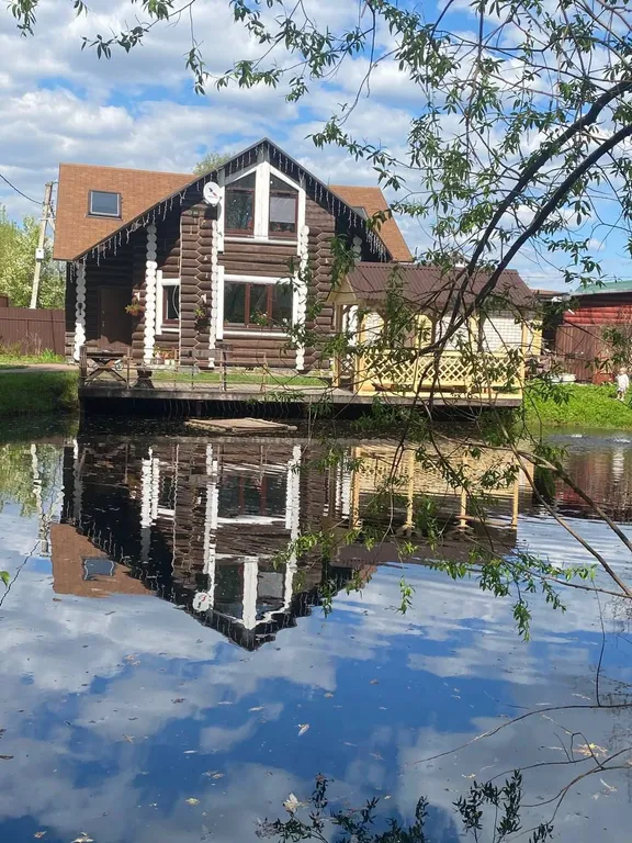 Апартаменты с видом на пруд