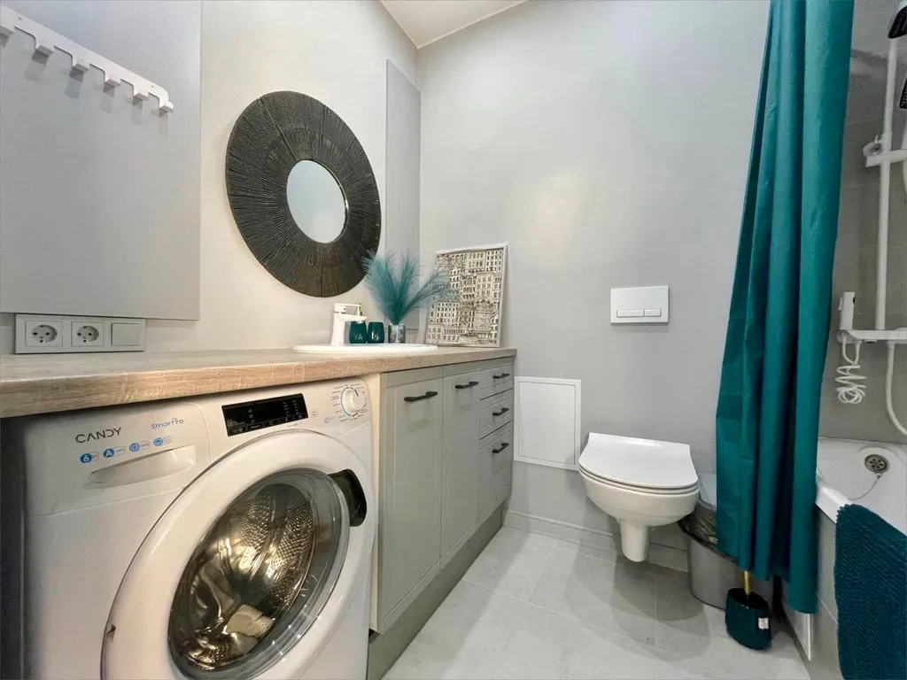 Квартира с панорамным окном в самом центре