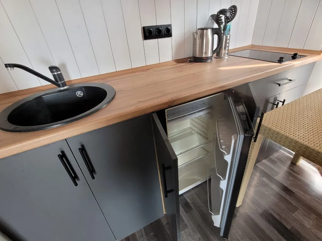 Новый комфортный чистый дом с террасой и видом на море