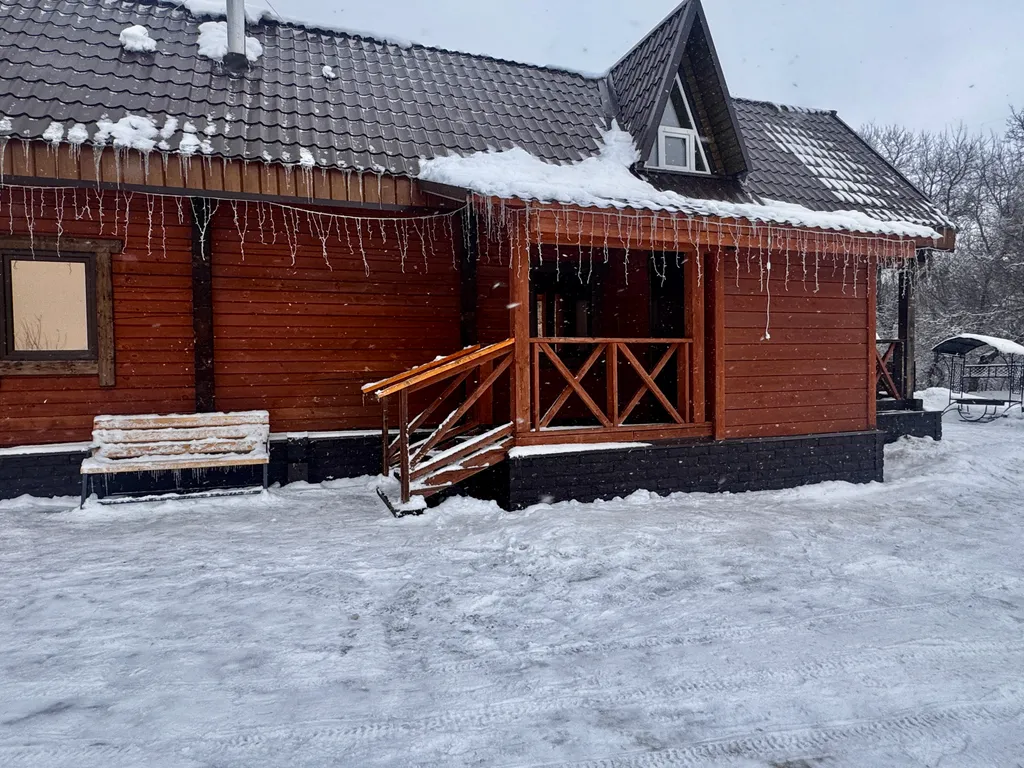 Коттедж в курортной зоне с видом на горы