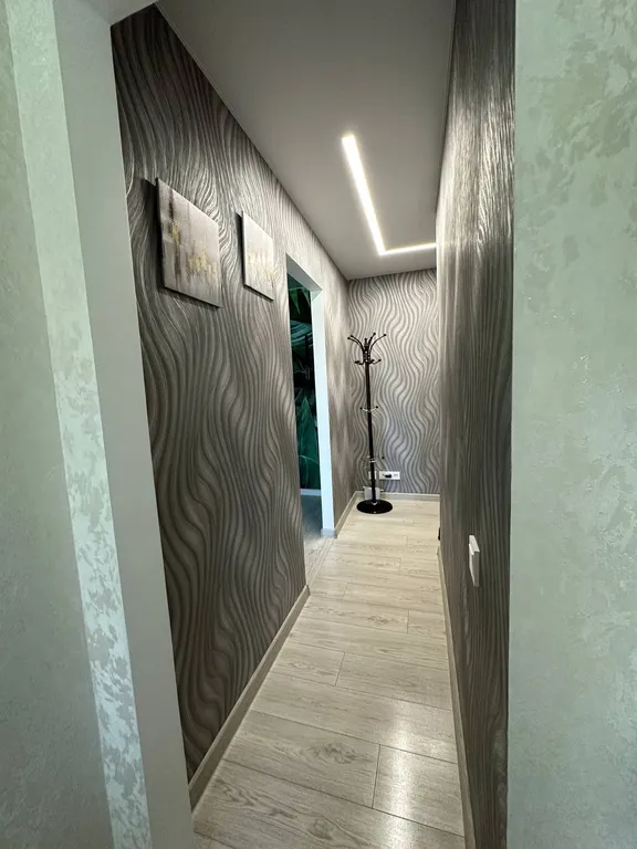 Двухкомнатная квартира Монро в центре