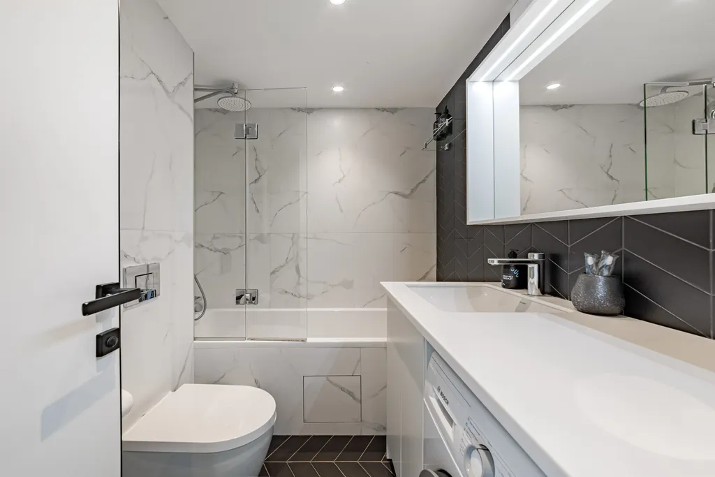 Двухуровневые апартаменты Смарт Хост с проектором и PS4