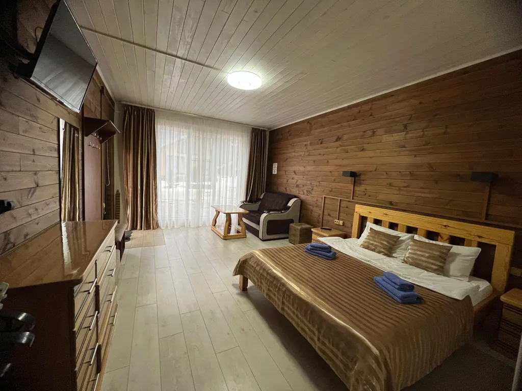 Квартира Четырёхместный номер с террасой — аренда посуточно в Архыз