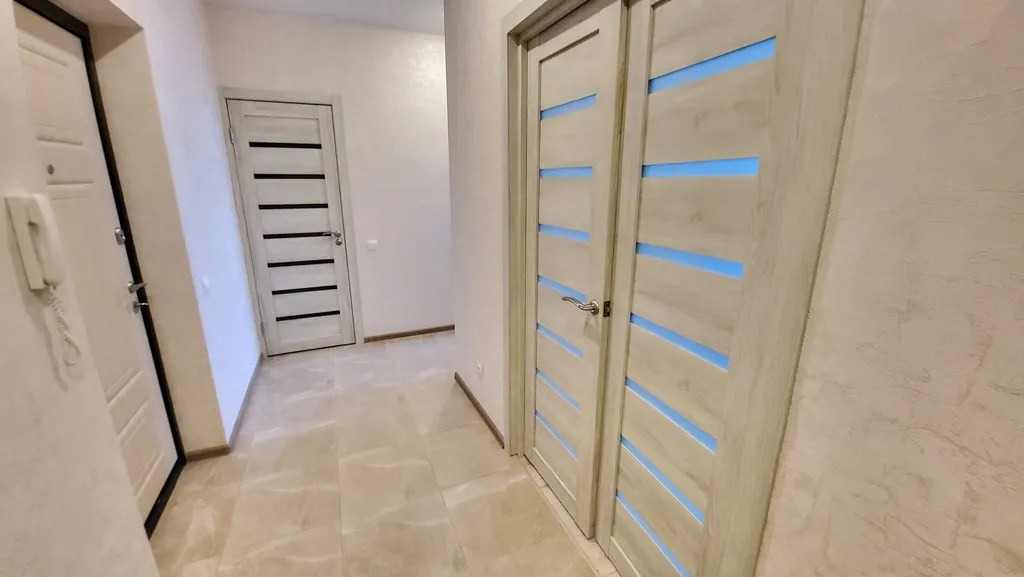 Отличная квартира в новом доме близко к центру города