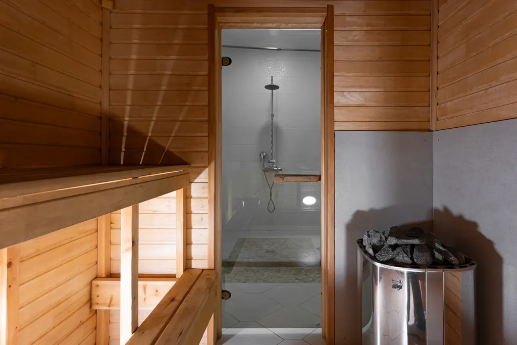 Дом с видом на озеро Кармаланьярви