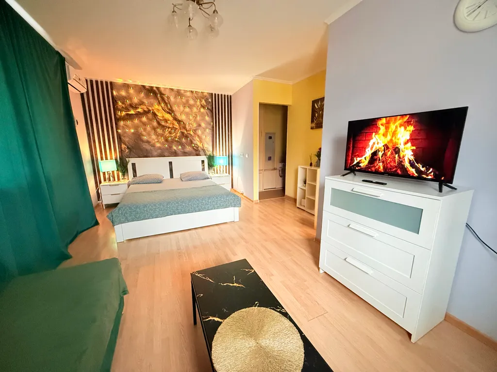 Апартаменты с балконом рядом с жд вокзалом