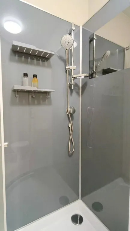 Современная, новая студия возле Краевой больницы